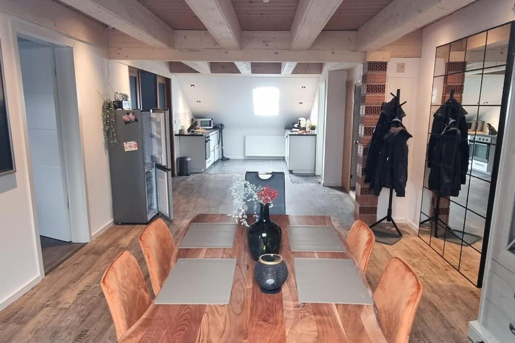 Capa Ferienwohnung Pfalz Neustadt an der Weinstraße Exterior photo